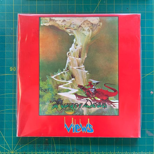 Views : Art and Industrial Design of Roger Dean